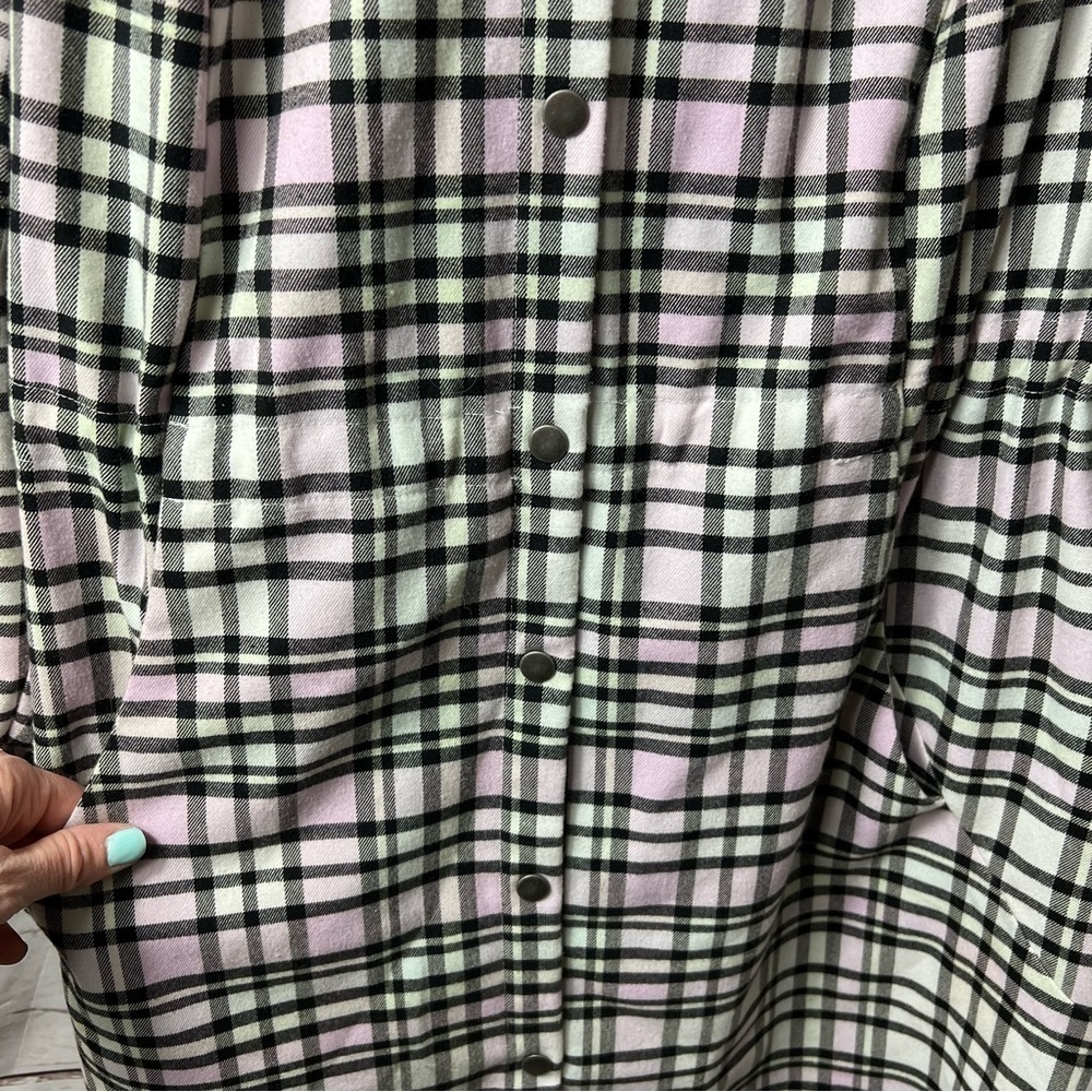 Nwot Torrid Flannel Hooded Anorak - Picture 4 of 8